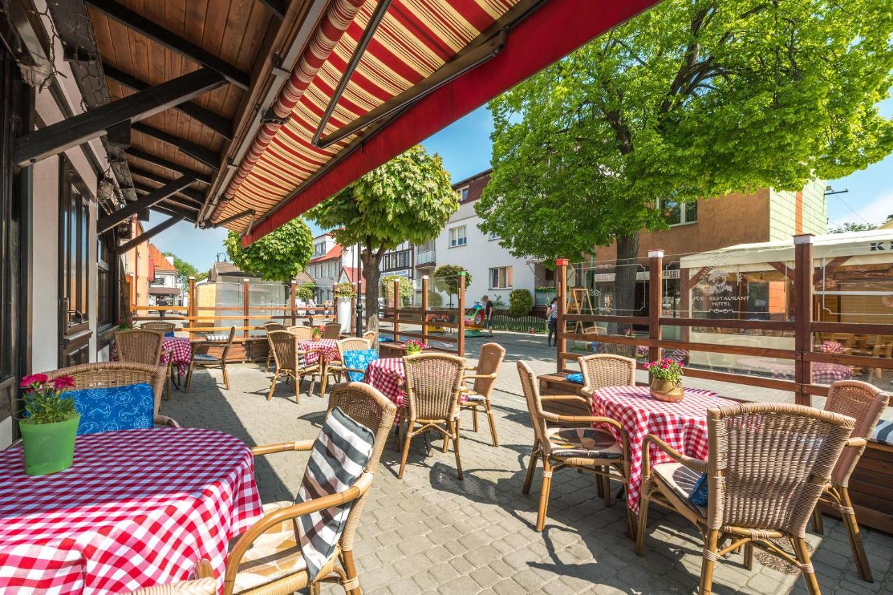 Villa & Restaurant Admiral Nelson Hel Exterior photo